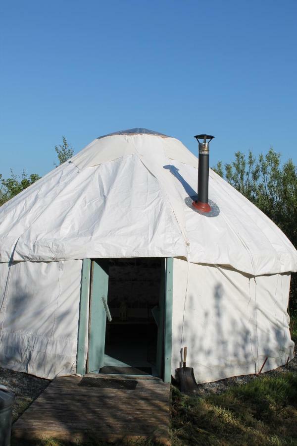 Mill Haven Place Glamping-Yurt 1 Talbenny Exterior photo