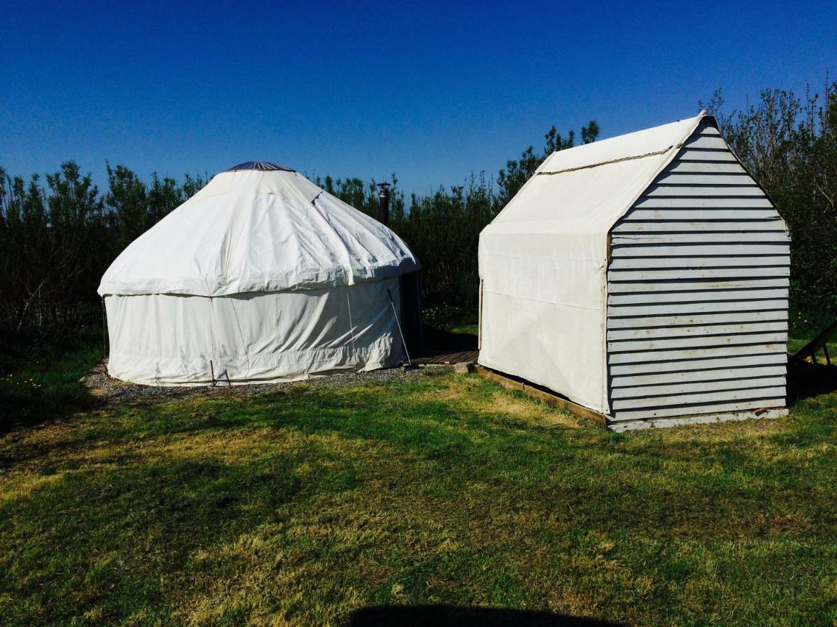 Mill Haven Place Glamping-Yurt 1 Talbenny Exterior photo